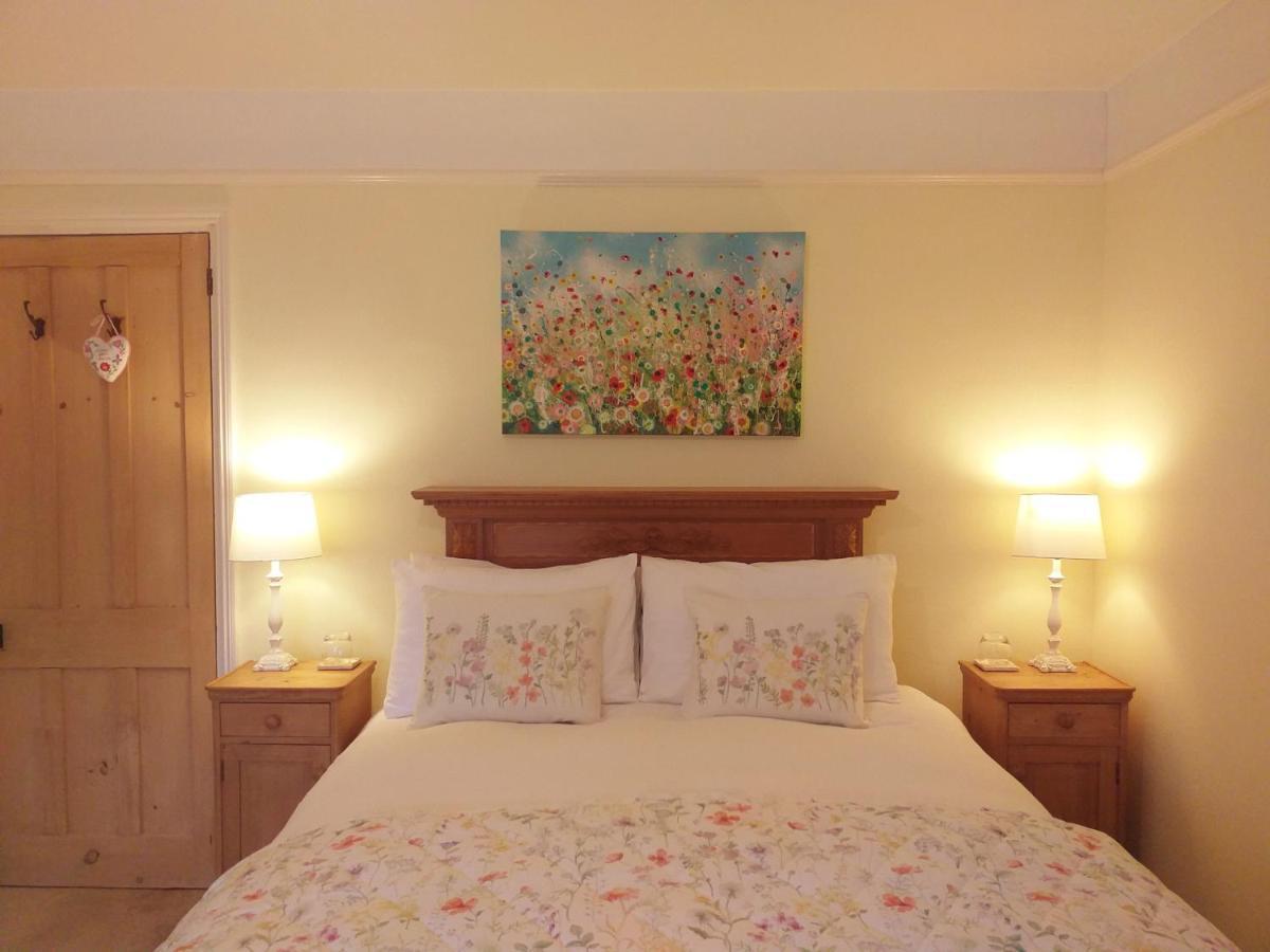 אוקהמפטון Lobhill Farmhouse Bed And Breakfast And Self Catering Accommodation מראה חיצוני תמונה